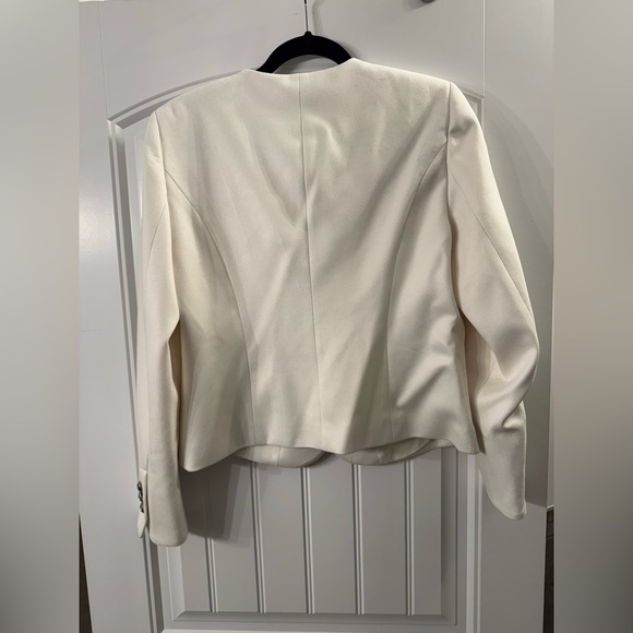 NWT Laura Cream Women's Blazer with Silver Buttons - Picture 3 of 3